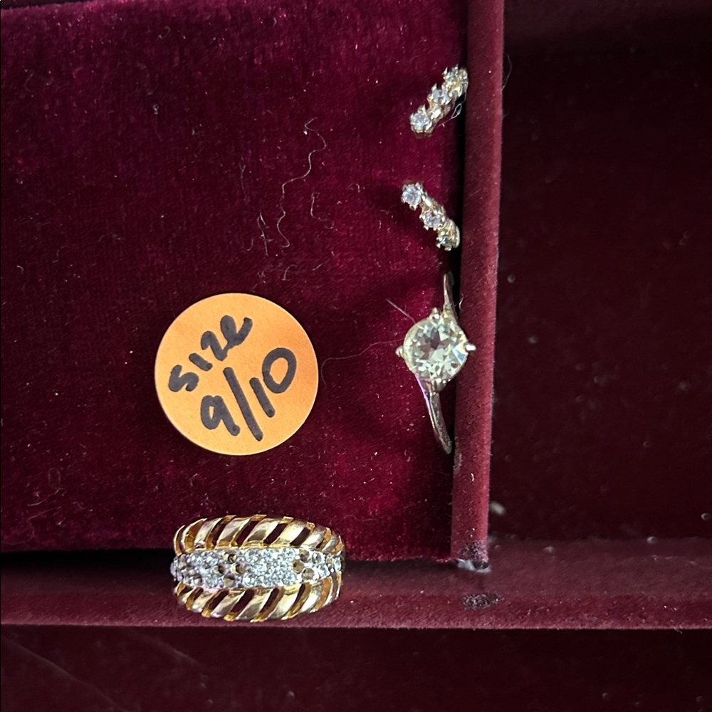 Elegant Gold and Silver Women's Ring Set